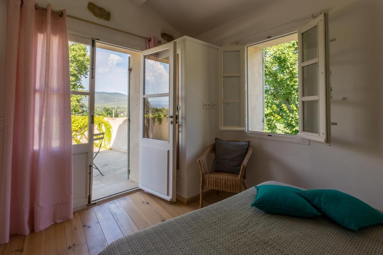Domaine De La Font Des Peres - Teritoria Hotel Le Beausset Eksteriør billede