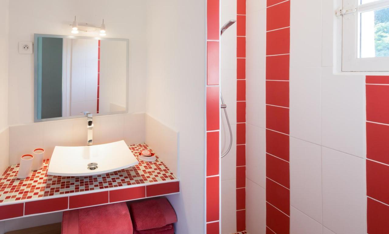 Domaine De La Font Des Peres - Teritoria Hotel Le Beausset Eksteriør billede