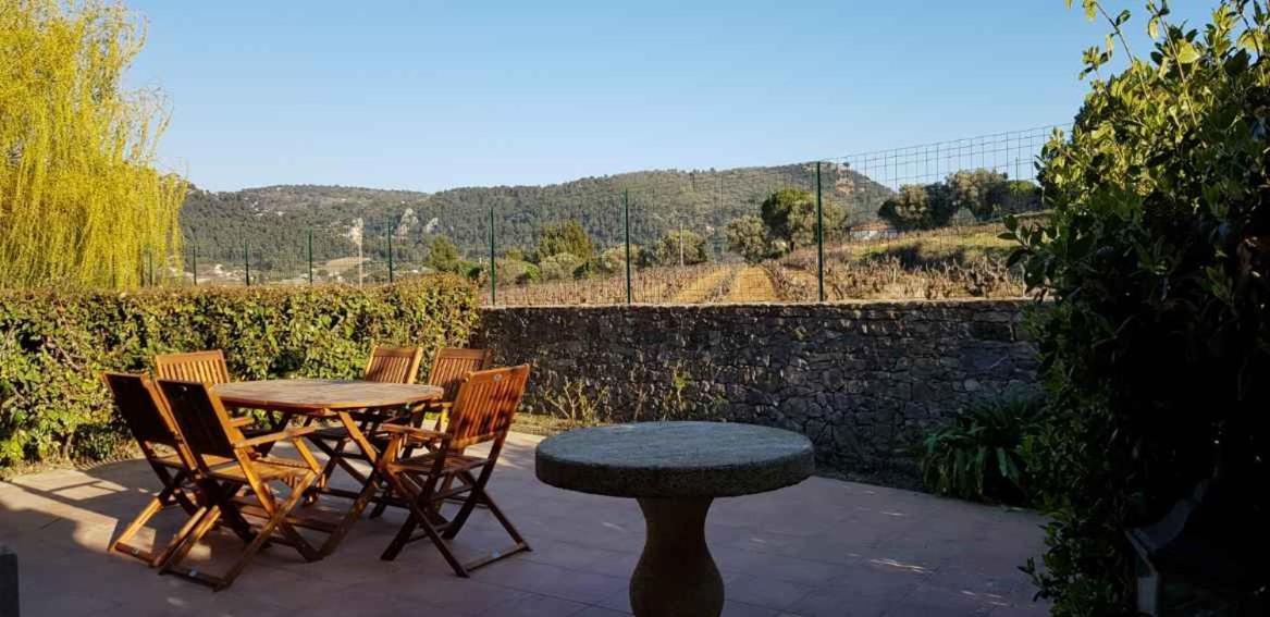 Domaine De La Font Des Peres - Teritoria Hotel Le Beausset Eksteriør billede