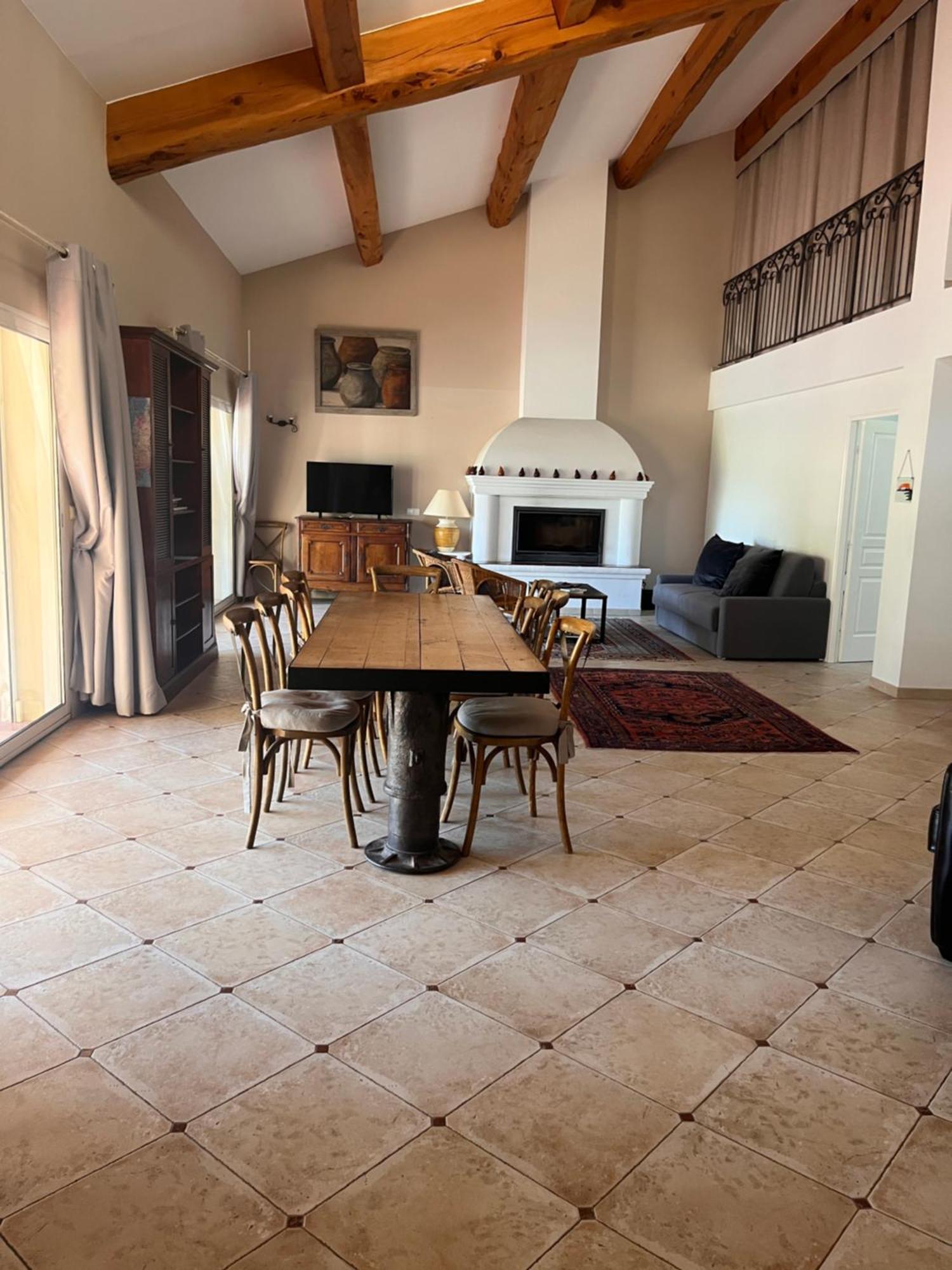 Domaine De La Font Des Peres - Teritoria Hotel Le Beausset Eksteriør billede
